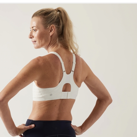 Athleta. Empower II Train Bra.  White. Size Small - Picture 2 of 8